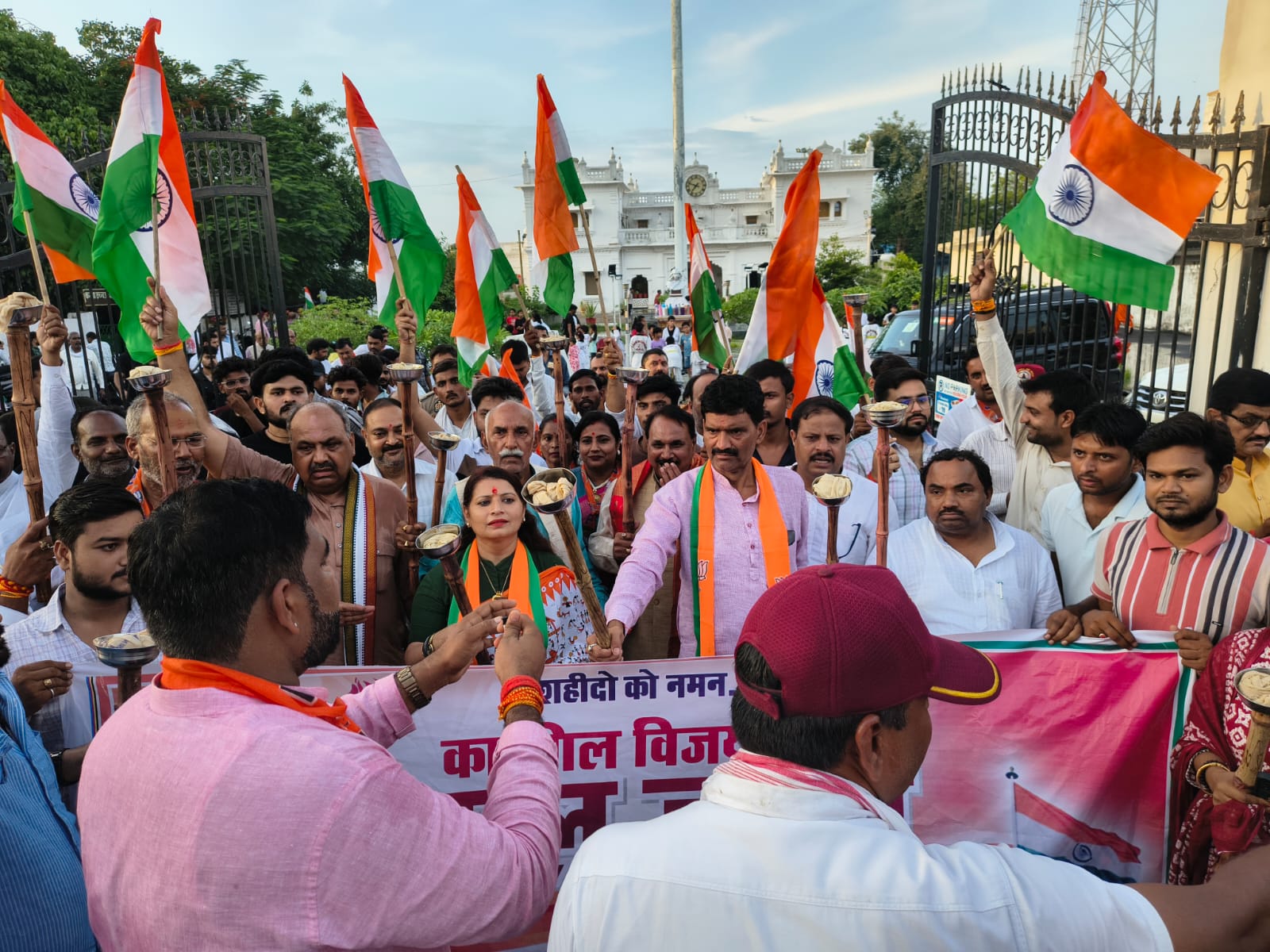 Jalaun: BJP ने मनाया कारगिल विजय दिवस -शौर्य,बलिदान और विजय का पर्व
