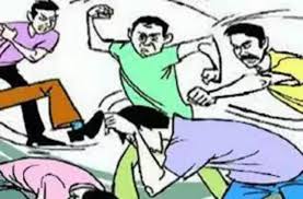 जालौन:नाली का कचड़ा दरवाजे पर डालने को लेकर दो पक्षों में हुआ विवाद