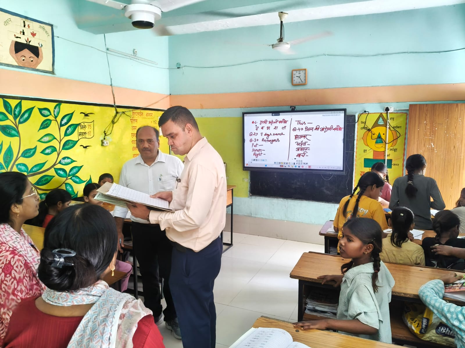कस्तूरबा विद्यालय के निरीक्षण में मिलीं खामियां,सात दिन में सुधार के निर्देश