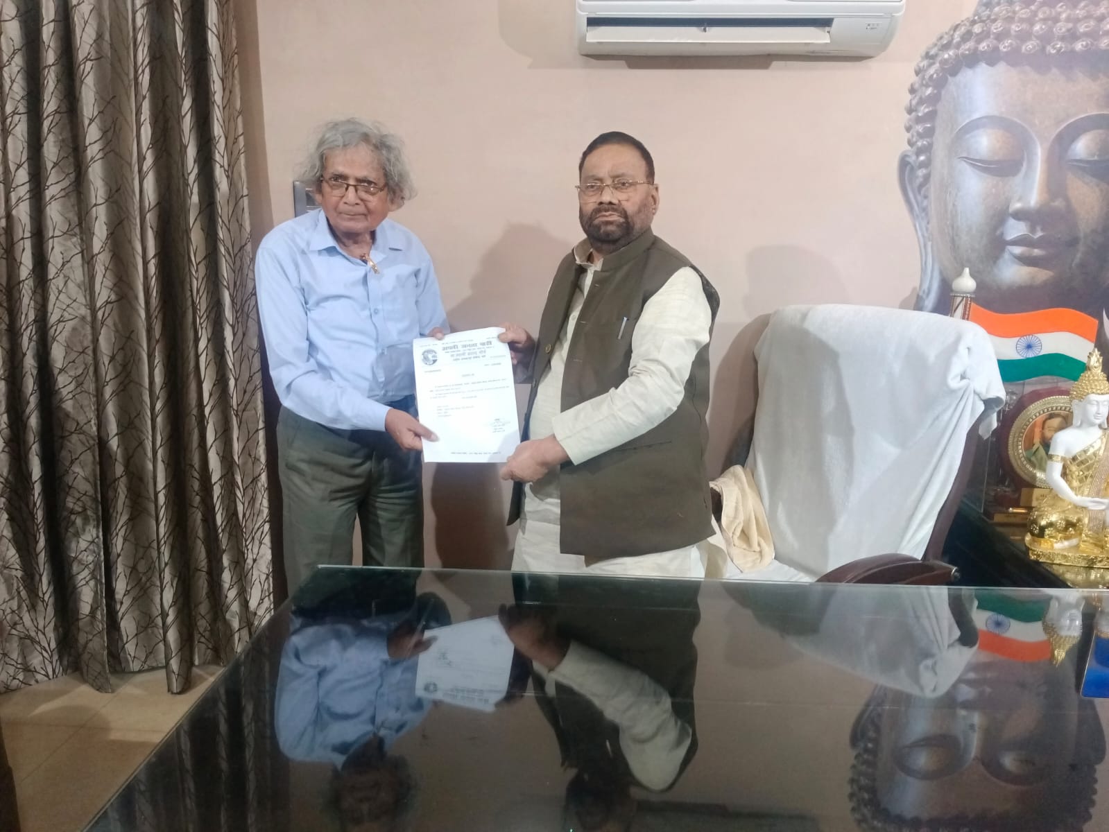 Jhansi : अपनी जनता पार्टी में बुन्देलखंड को बड़ी जिम्मेदारी, भगवत नारायण कांछी बने राष्ट्रीय सचिव