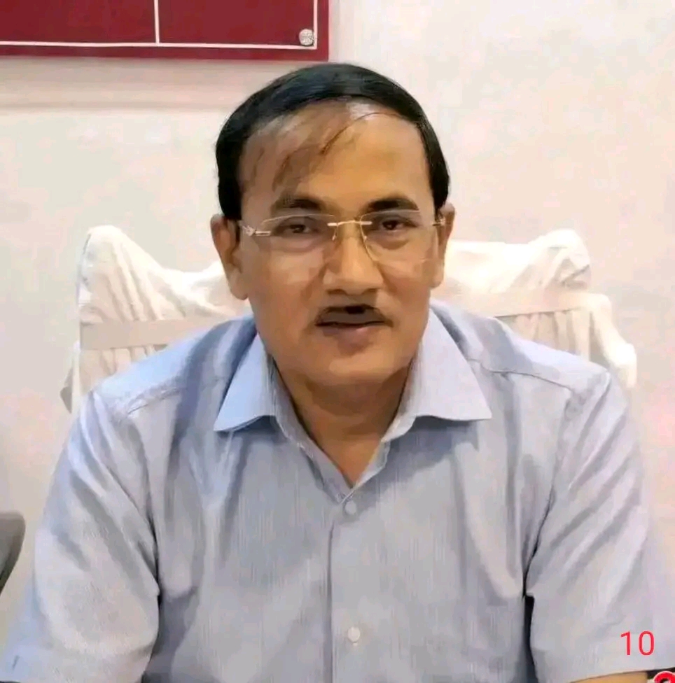 पुरानी स्कूल बसें सड़क पर मिलीं तो होंगी सीज, एआरटीओ ने जारी की चेतावनी