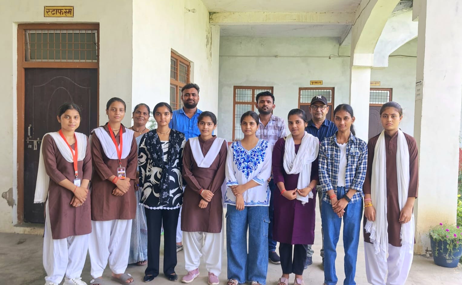 Jalaun : Cm योगी की ‘रानी लक्ष्मीबाई स्कूटी योजना’ में कॉलेज की सात छात्राओं को मिलेगी स्कूटी